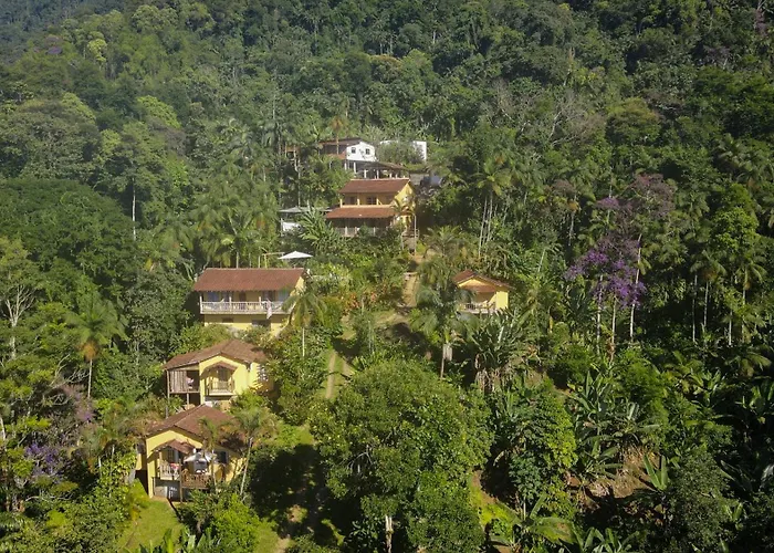Pousada com piscina: Chales Sol Paraty